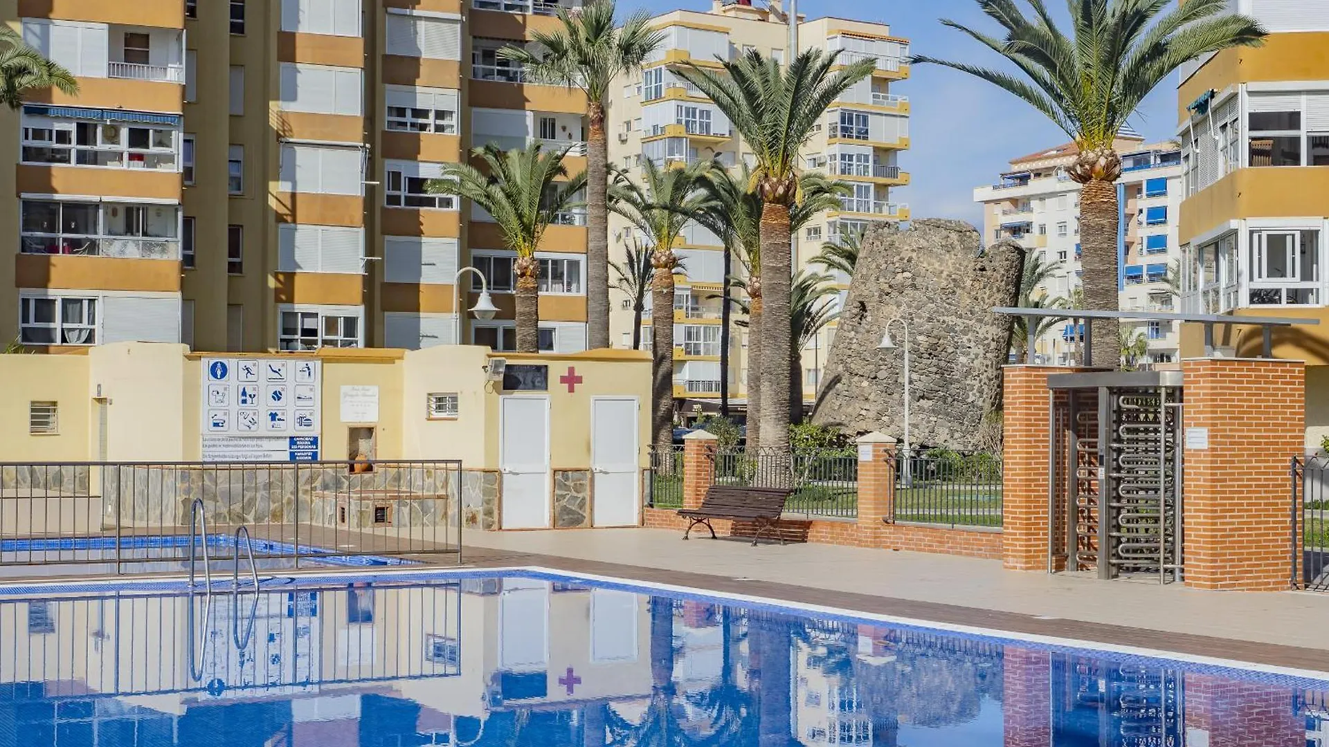 Cubo'S Algarrobo Beach Apartment Spain